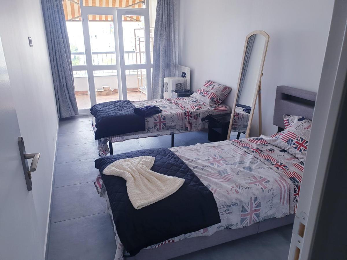 Big Flat Sea Vieuw 95 M2 5 Rooms Near Airport 5 Min Train 3 Min And Tram On Site, Beach 7 Min, 2 Showers And 2 Toilets , Neuf Grand Appartement 95 M2 5 Chambres Proche Aeroport 5 Min Train 3 Min Et Tramway Sur Place, Plage 7 Min 2 Douches Et 2 Wc Vue Nice Extérieur photo