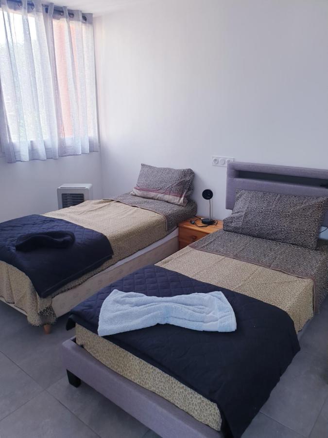 Big Flat Sea Vieuw 95 M2 5 Rooms Near Airport 5 Min Train 3 Min And Tram On Site, Beach 7 Min, 2 Showers And 2 Toilets , Neuf Grand Appartement 95 M2 5 Chambres Proche Aeroport 5 Min Train 3 Min Et Tramway Sur Place, Plage 7 Min 2 Douches Et 2 Wc Vue Nice Extérieur photo