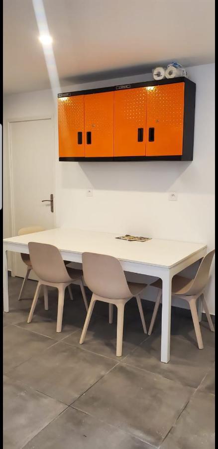 Big Flat Sea Vieuw 95 M2 5 Rooms Near Airport 5 Min Train 3 Min And Tram On Site, Beach 7 Min, 2 Showers And 2 Toilets , Neuf Grand Appartement 95 M2 5 Chambres Proche Aeroport 5 Min Train 3 Min Et Tramway Sur Place, Plage 7 Min 2 Douches Et 2 Wc Vue Nice Extérieur photo